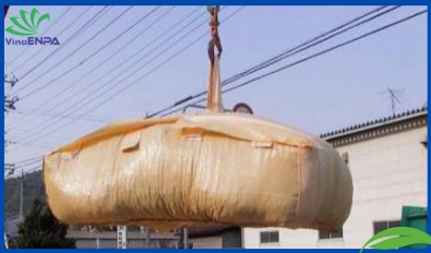 Bao DBOX cẩu lên cao khi thi công